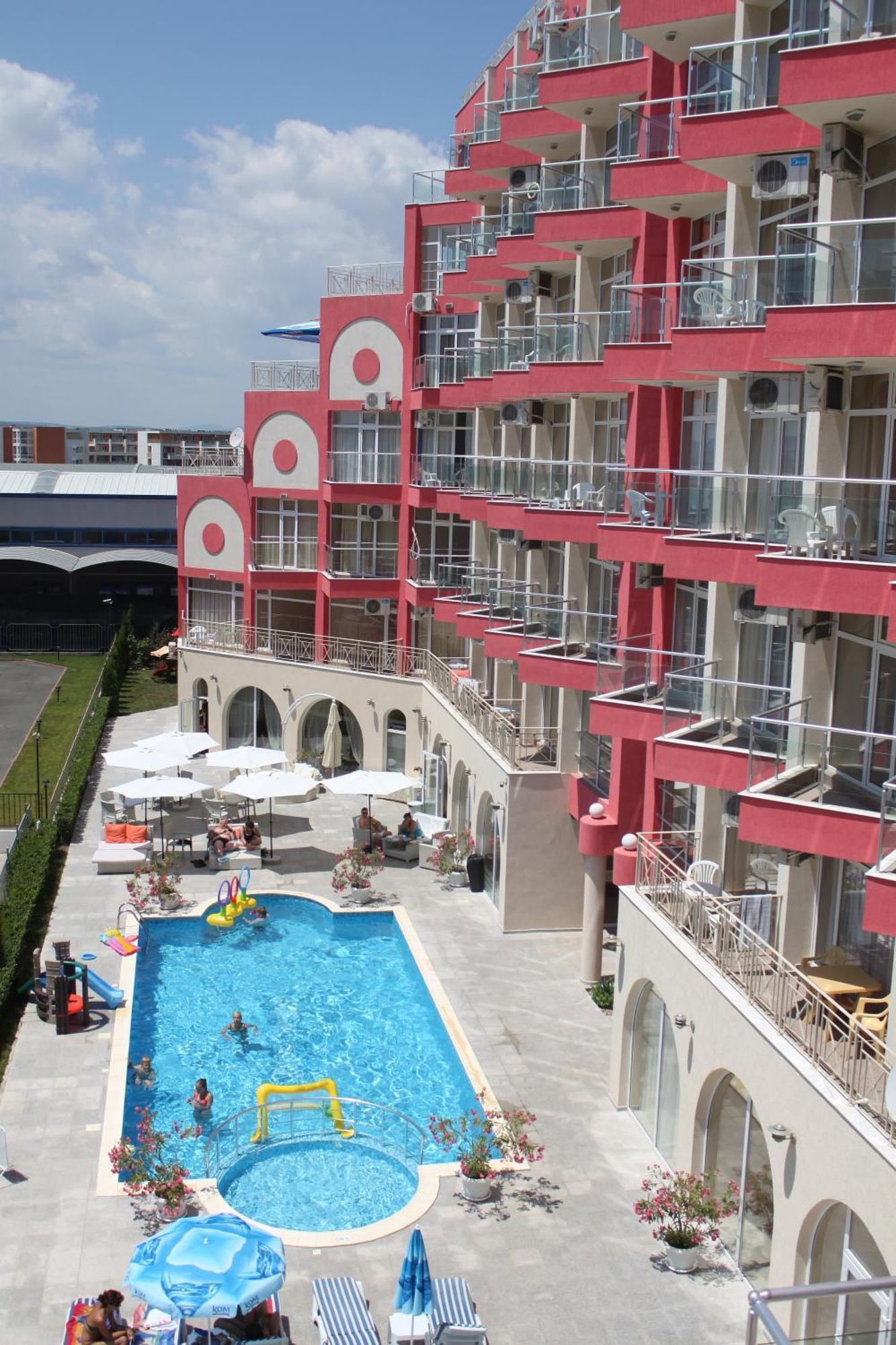 Rose Garden Omax Apartments Sunny Beach Exterior photo