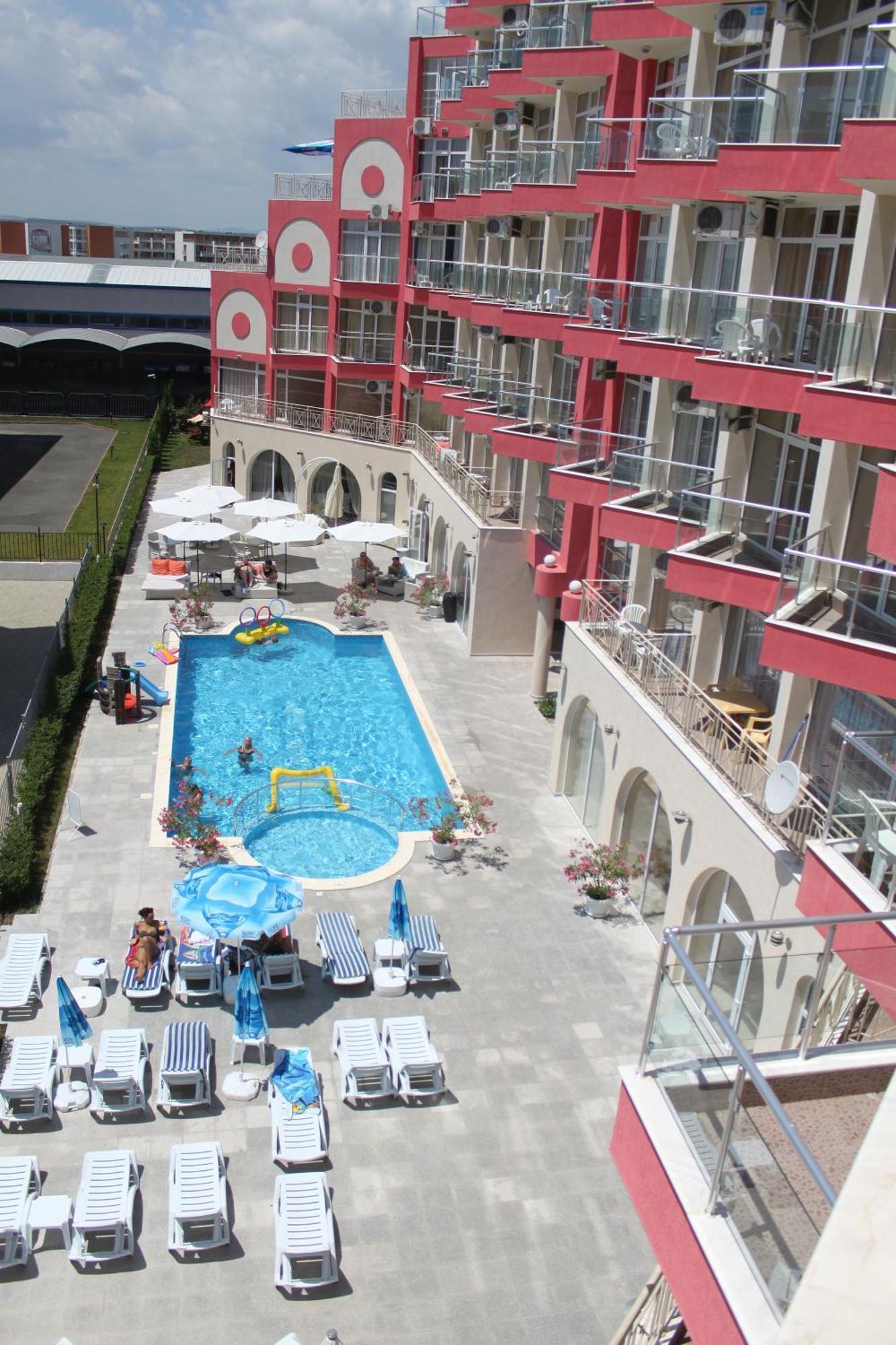 Rose Garden Omax Apartments Sunny Beach Exterior photo
