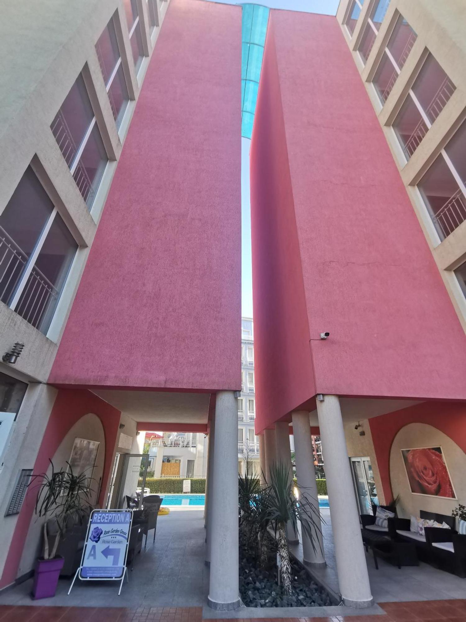 Rose Garden Omax Apartments Sunny Beach Exterior photo