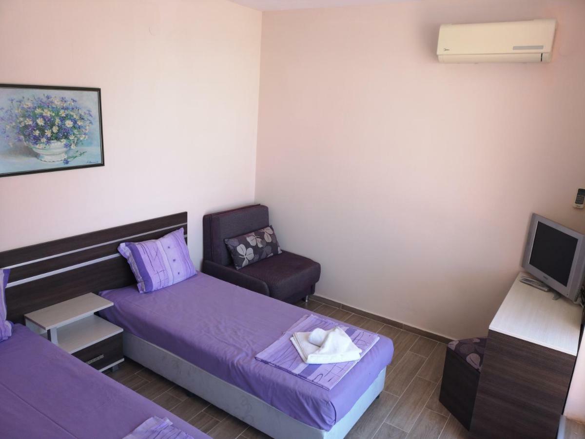 Rose Garden Omax Apartments Sunny Beach Exterior photo